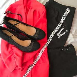 Roz & Ali Black Ankle Pants